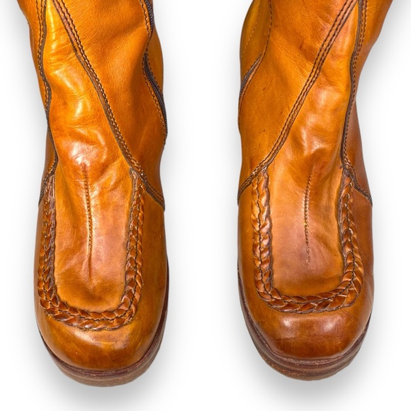 Vintage PLATFORM BOOTS Tan Leather Braided 1970s Campus Boots Size 8 - Picture 3 of 10